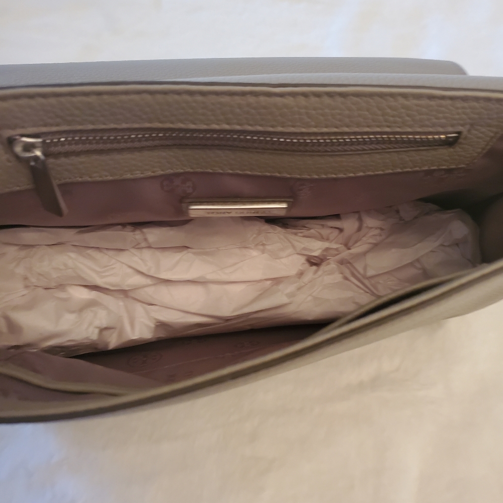 SOLD! NEW! BUNDLE Tory Burch Britten Bag and Wallet Set with Dustbag - Picture 11 of 11